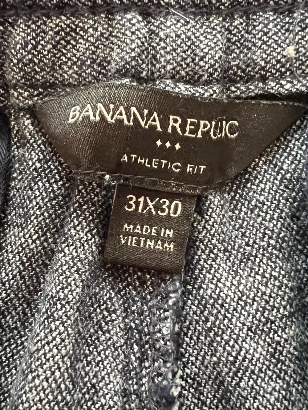 Banana Republic Men's Straight Linen Blend Pants in Charcoal Gray GQ Prepster